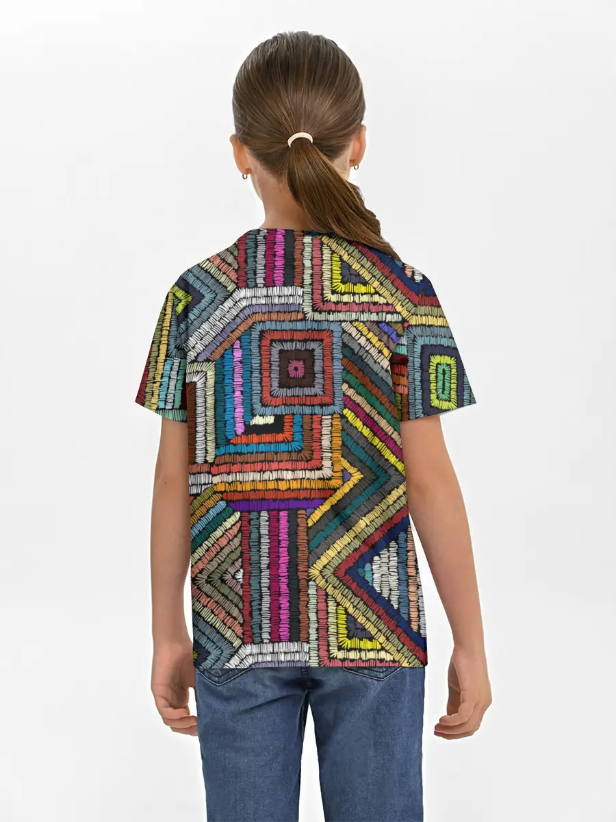 Детская базовая футболка / Этнический орнамент