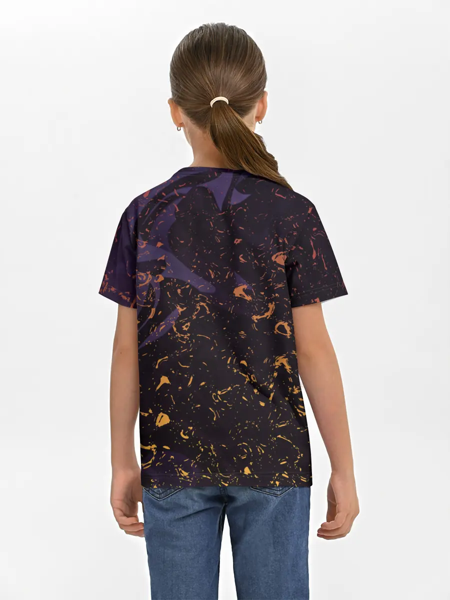 Детская базовая футболка / Flame in the night