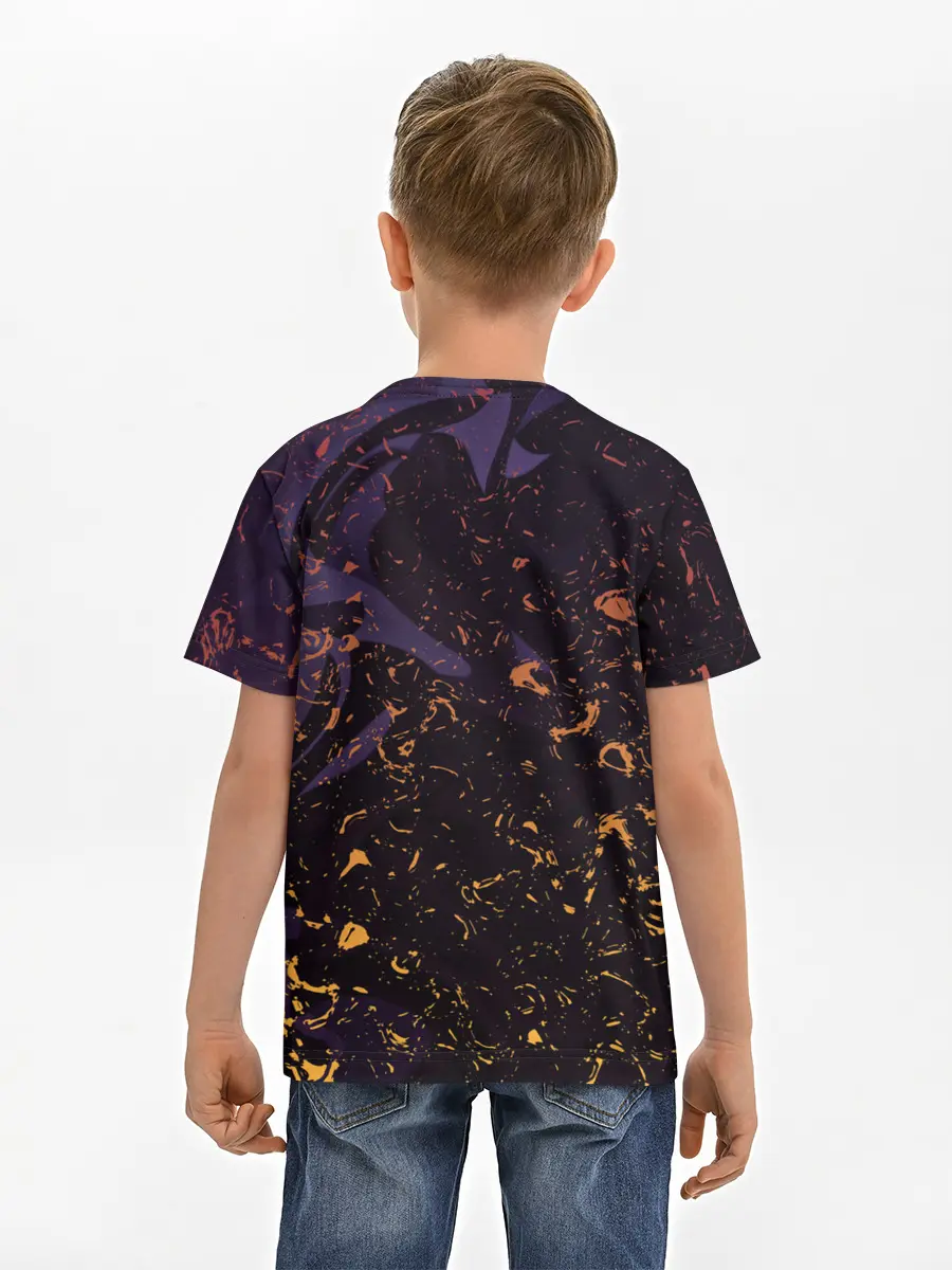 Детская базовая футболка / Flame in the night