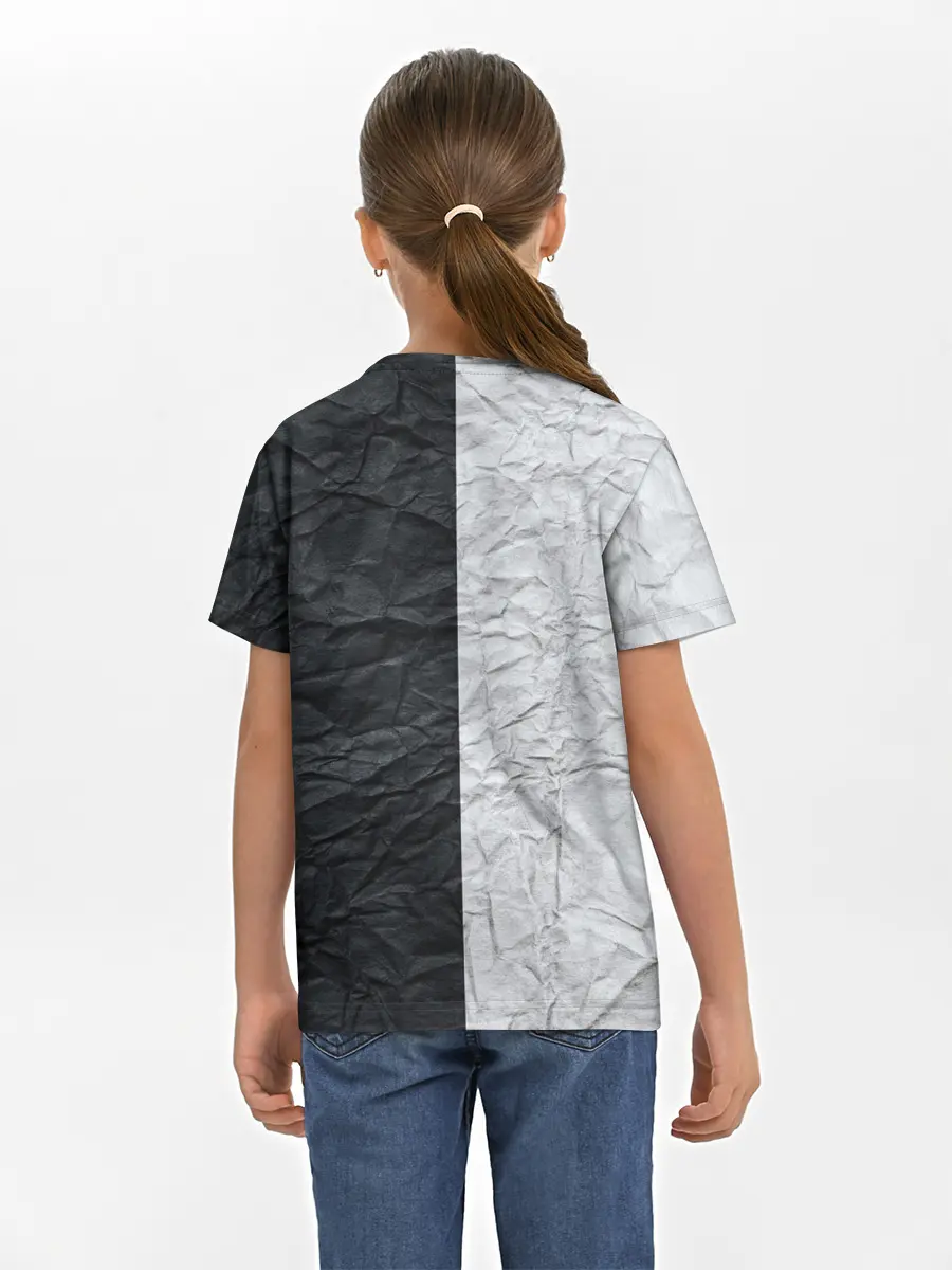 Детская базовая футболка / Мятая Черно-Белая Бумага