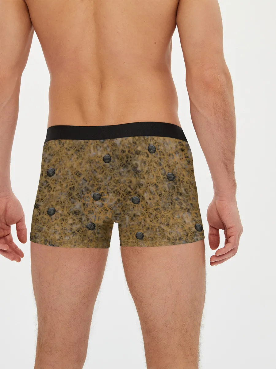 Мужские трусы боксеры / Damiano David. Фотосессия с мячом