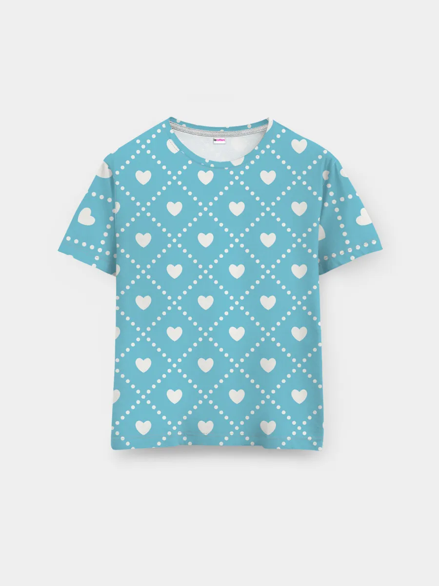 Мужская базовая футболка / Белые сердечки на голубом фоне