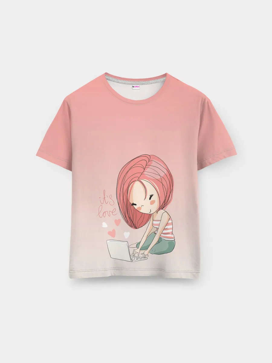 Мужская базовая футболка / влюбленная девушка ноутбук