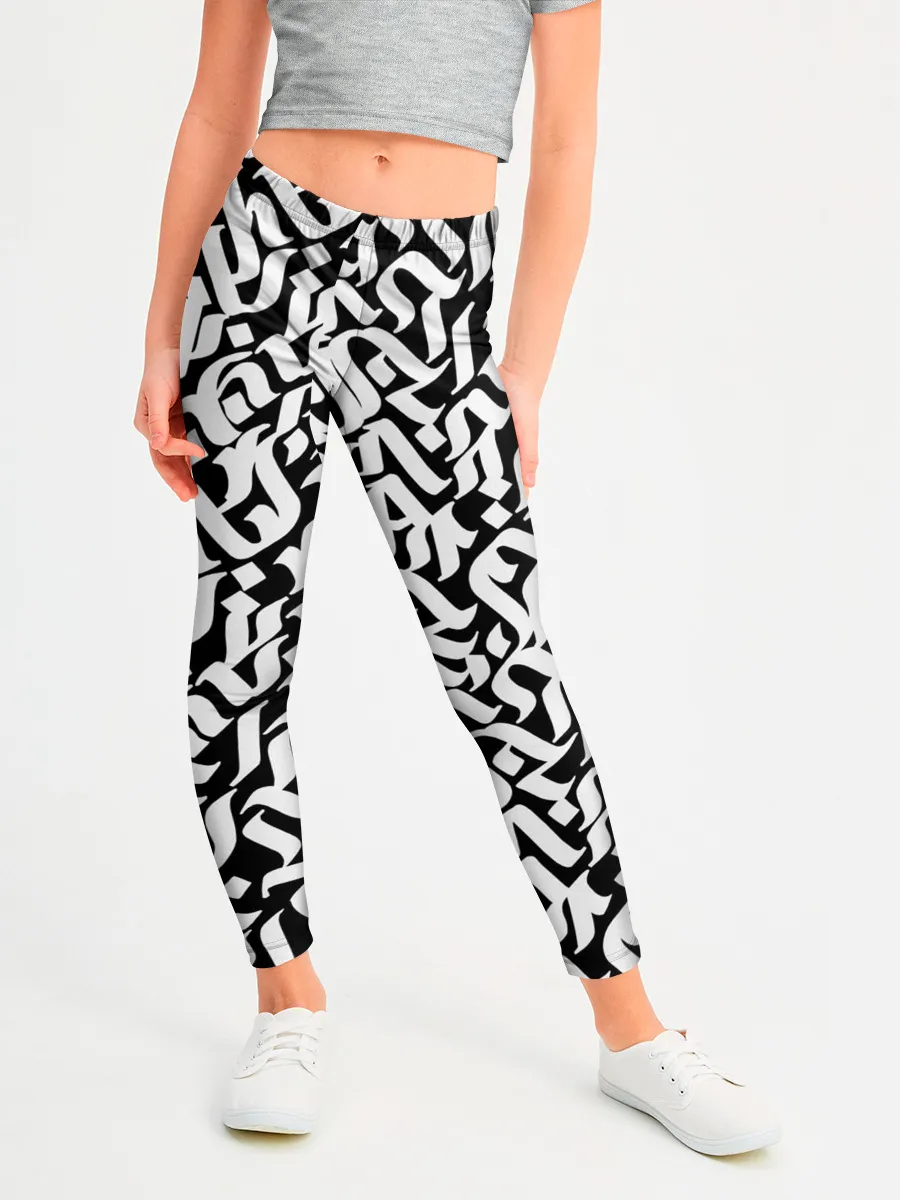 Леггинсы для девочки / Шрифт на чёрном