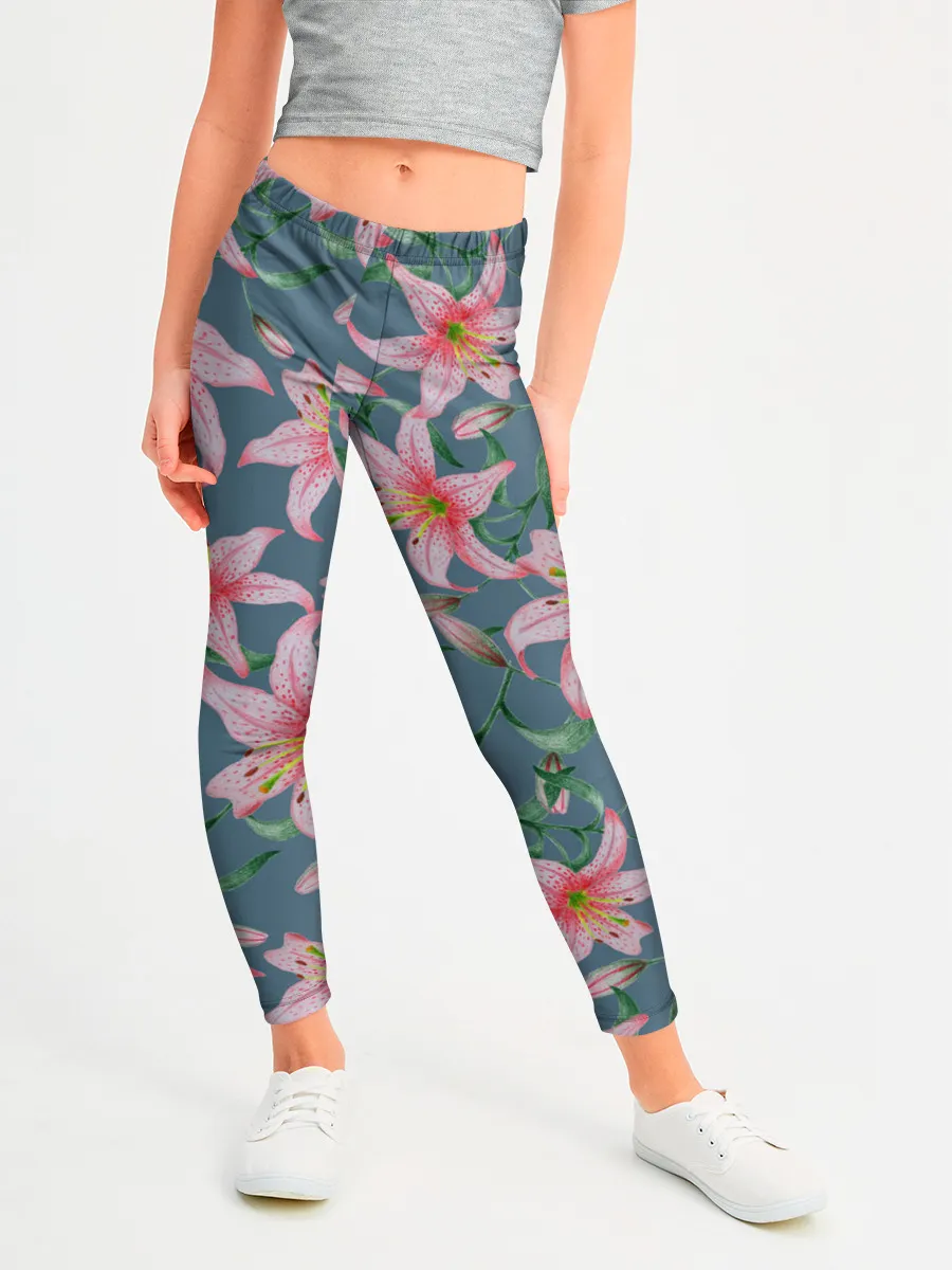 Леггинсы для девочки / Лилии на сером фоне