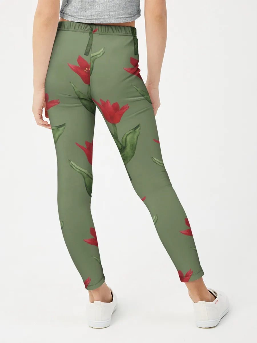 Леггинсы для девочки / Красные тюльпаны на зеленом
