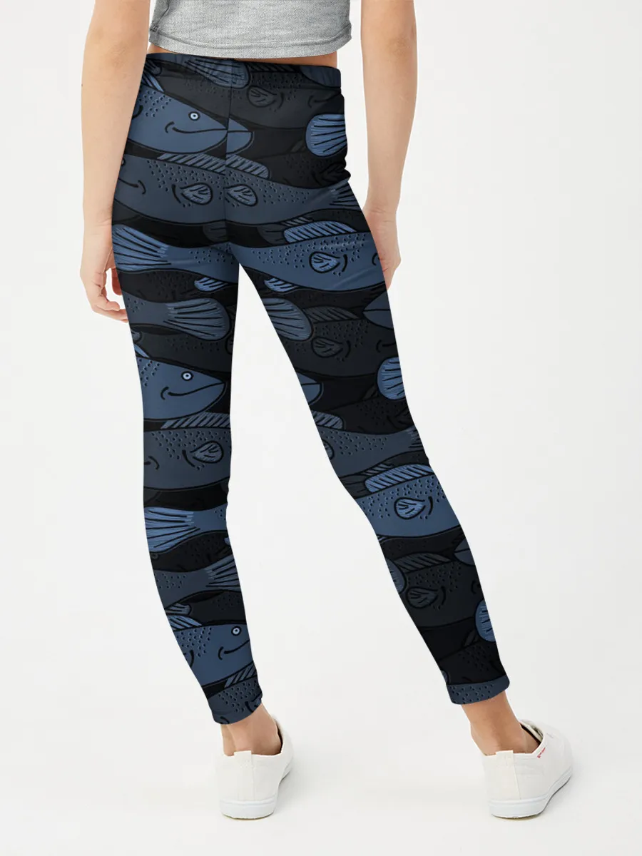 Леггинсы для девочки / Синие рыбы на темном фоне