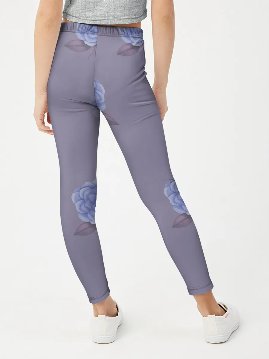 Леггинсы для девочки / Голубые камелии на сером