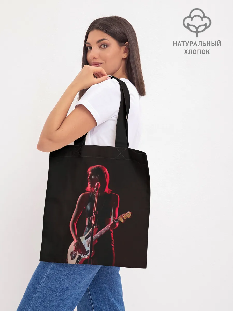 Шоппер база / Тейлор на концерте