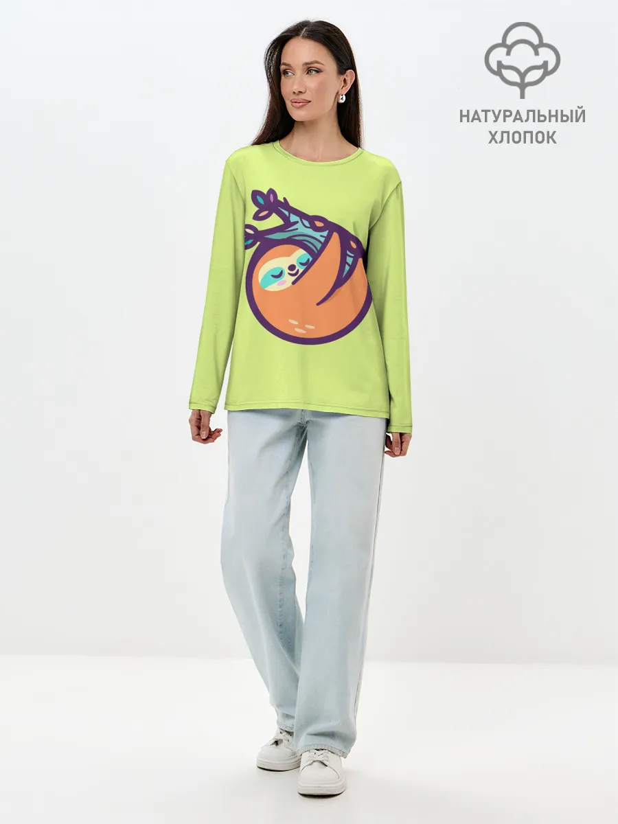 Лонгслив женский. Хлопок / Ленивец спит на ветке рисунок