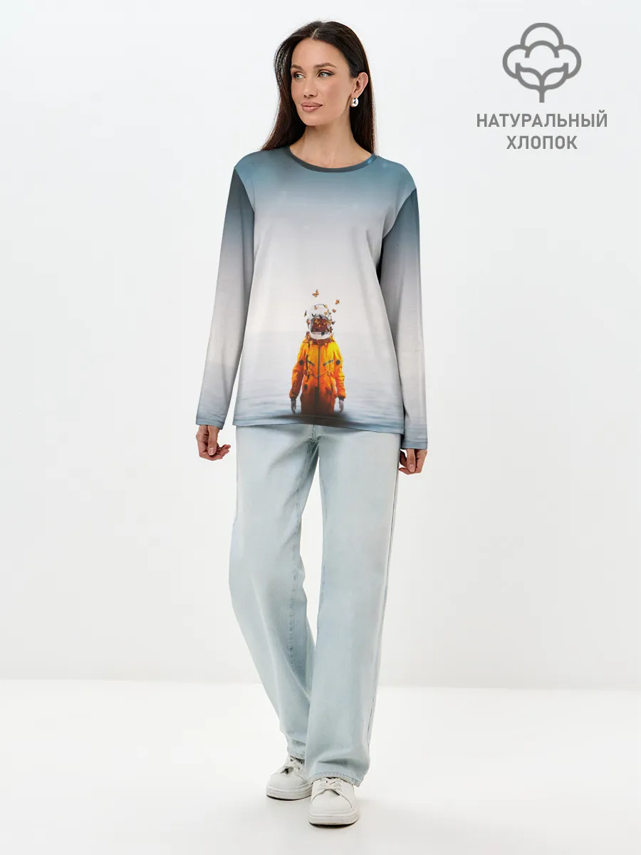 Лонгслив женский. Хлопок / КОСМОНАВТ В МОРЕ