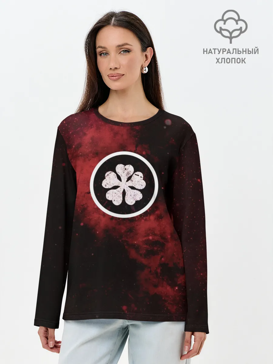 Лонгслив женский. Хлопок / Эмблема Черного клевера на космическом фоне