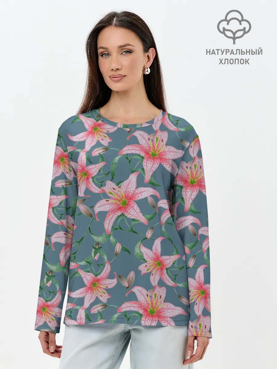 Лонгслив женский. Хлопок / Лилии на сером фоне