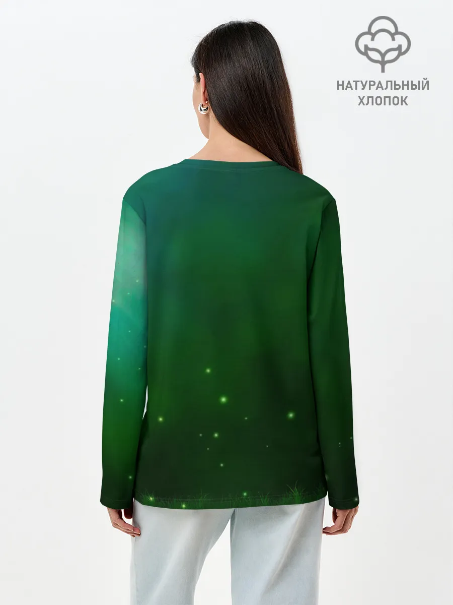 Лонгслив женский. Хлопок / Лисенок нюхает цветок