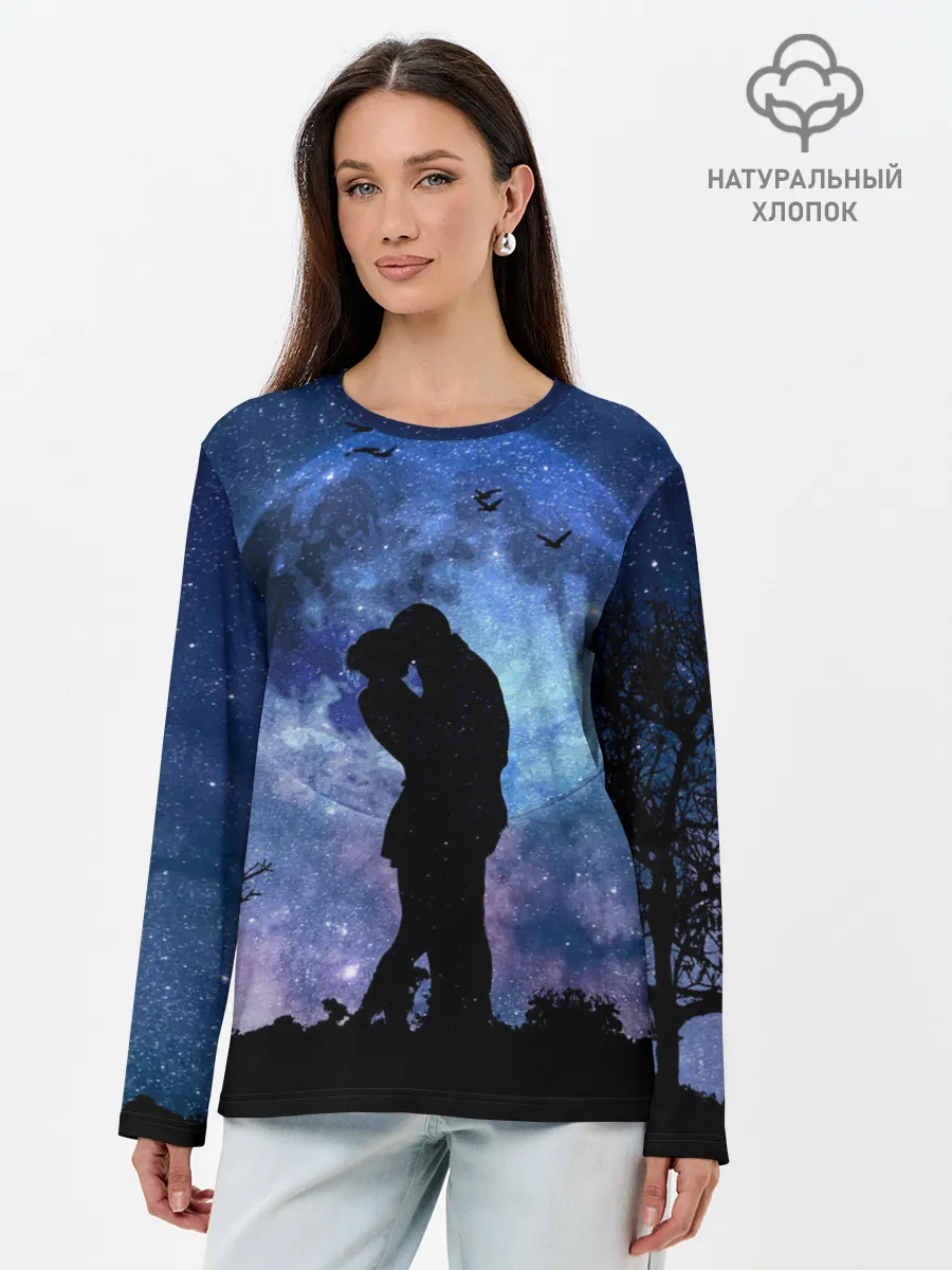 Лонгслив женский. Хлопок / Влюбленные на фоне луны