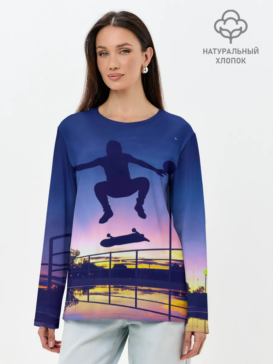 Лонгслив женский. Хлопок / Skateboarding