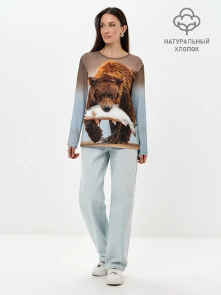 Лонгслив женский. Хлопок / Медведь с рыбой во рту