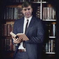 Роман Ефимов - диктор