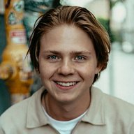 Саша Новиков  🎬