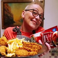 Розовый баклажан