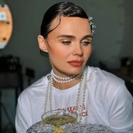 Муж с дрелью, я с кастрюлей