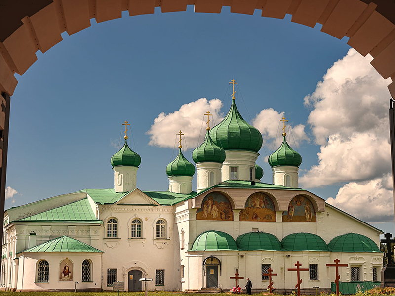 Путешествие в Олонецкую Карелию: Александро-Свирский монастырь и старинный Олонец