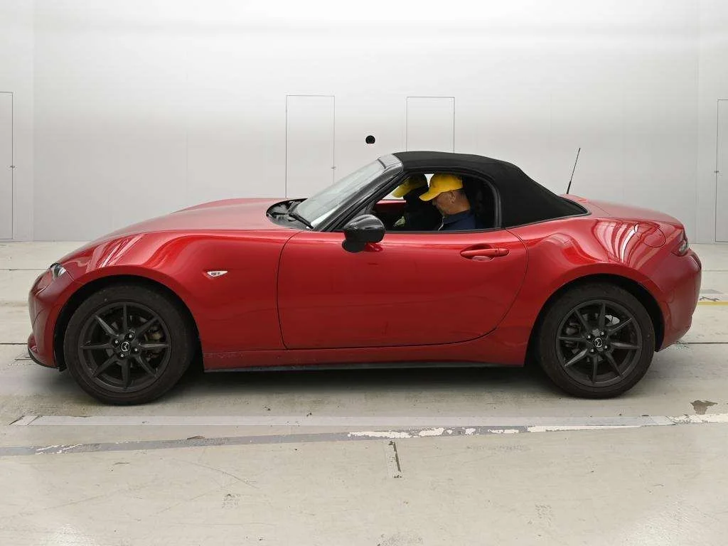 Mazda Roadster, фотография 2