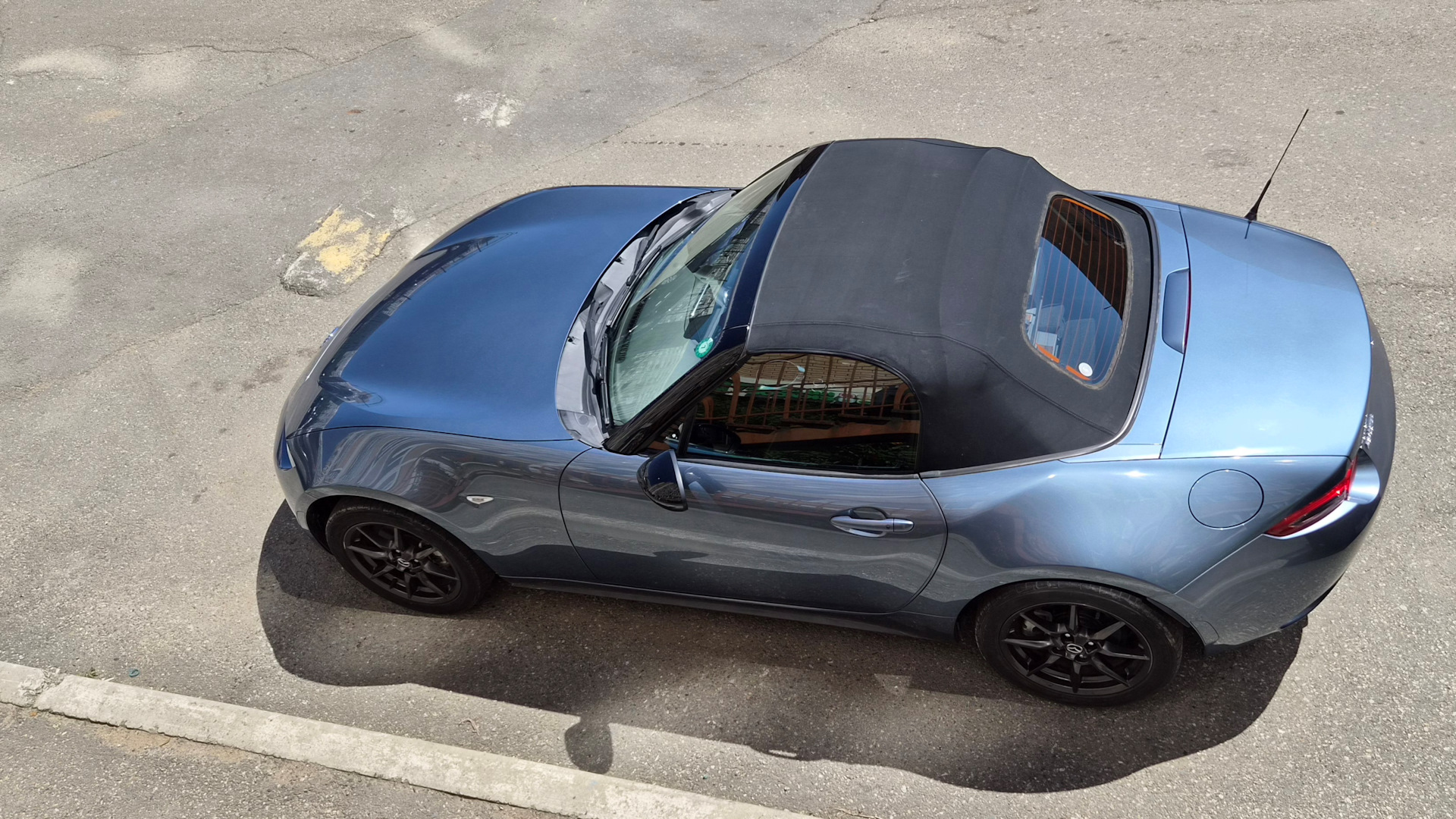 42B — Blue Reflex Mica, фотография 2