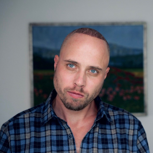 Юрий Николаев