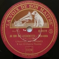 Au Son Des Castagnettes / La Plus Jolie Des Rumbas