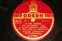 Ich Hab' Vielleicht Noch Nie Geliebt! / Merci, Mon Ami ...