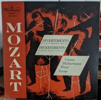 Divertimento In E Flat Major, K. Anh. 226 / Divertimento In B Flat Major, K. Anh. 227
