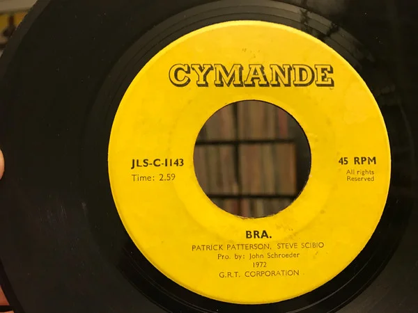 Bra / The Message