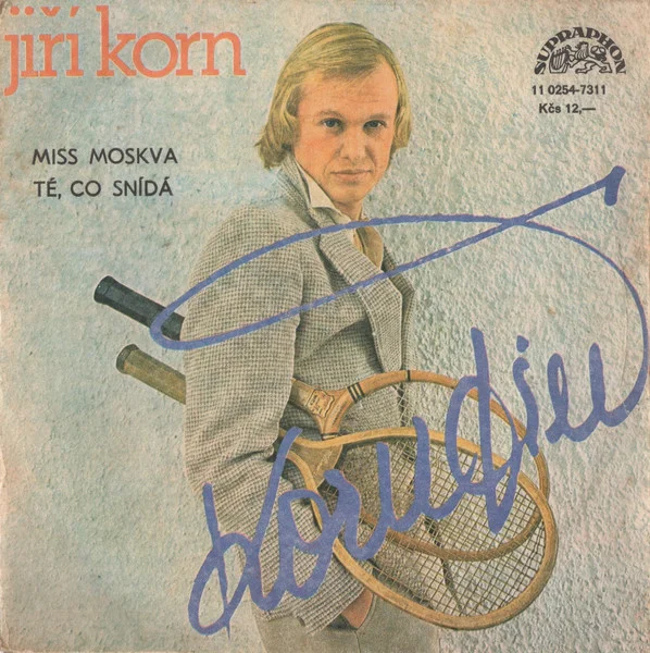 Miss Moskva / Té, Co Snídá