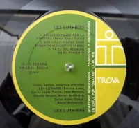 Les Luthiers