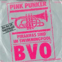 Pink Punker / Piranhas Sind Im Swimmingpool