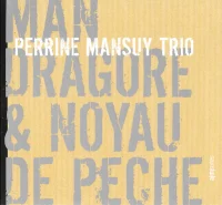 Mandragore Et Noyau De Pêche