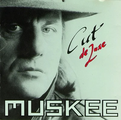 Cut De Luxe