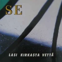 Lasi Kirkasta Vettä