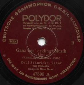 Ganz Leis' Erklingt Musik / Und Wieder Geht Ein Schöner Tag Zu Ende