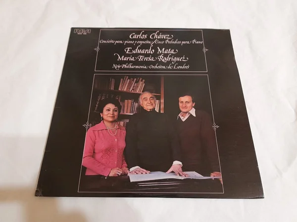 Conciérto Para Piano Y Orquésta / Cinco Preludios Para Piano