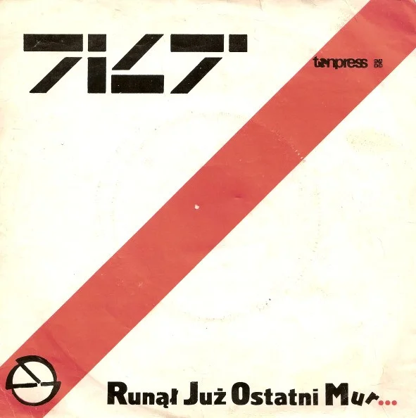 Runął Już Ostatni Mur...