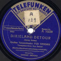 Dixieland Detour / Doggin' Around
