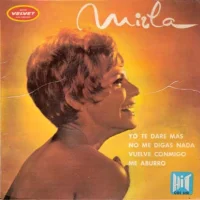 Yo Te Daré Mas / No Me Digas Nada / Vuelve Conmigo / Me Aburro