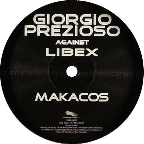 Makacos