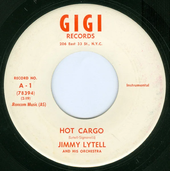Hot Cargo / A Blues Serenade