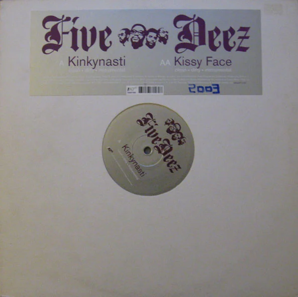 Kinkynasti / Kissyface