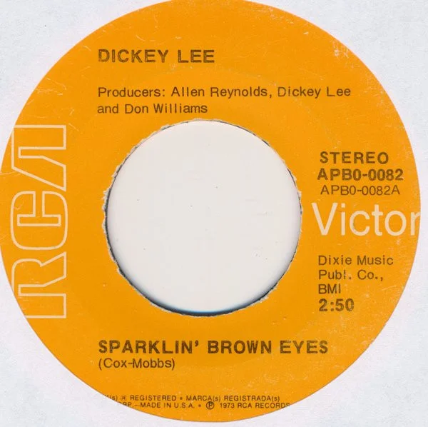 Sparklin' Brown Eyes / A Country Song