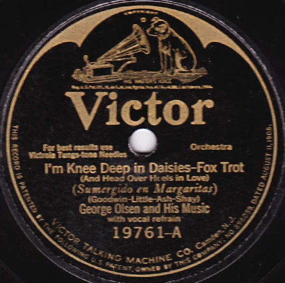 I'm Knee Deep In Daisies / Hot Aire