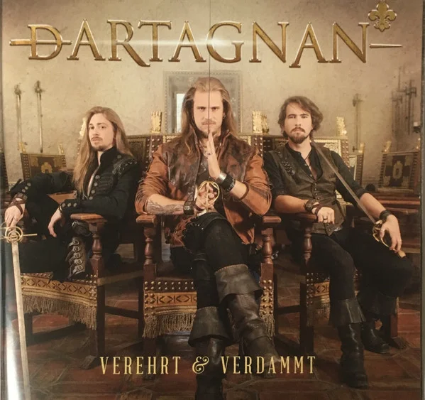 Verehrt & Verdammt